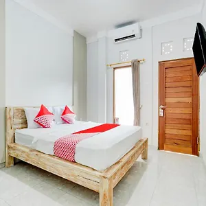 Hotel Oyo Flagship 90756 Melasti Hills & Cafe