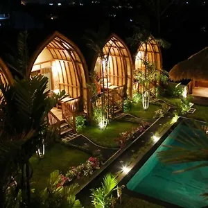 Guest house Uluwatu Sunrise